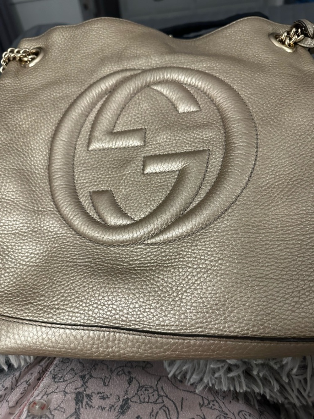 Gucci Metallic Taupe Soho Leather Shoulder Bag - Picture 3 of 8